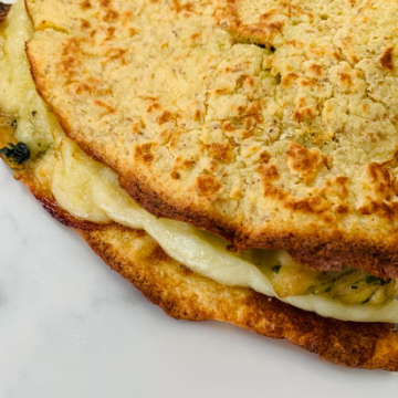 Quesadillas de Harina de Coco con Pollo y Espinaca
