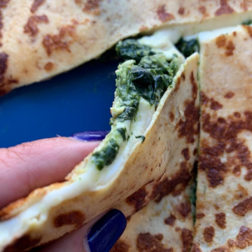 Quesadillas de Harina de Coco con Espinaca
